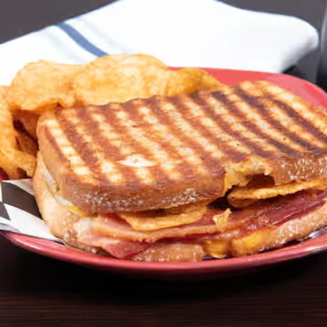 Crunchy Pig Sandwich.